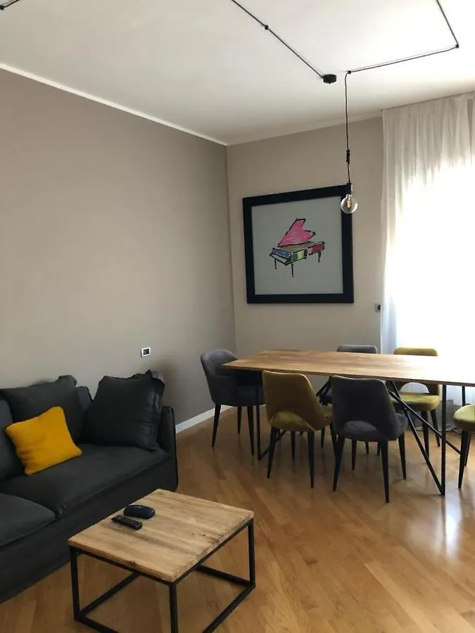 Laus Via Sparano App.2- Lux & Design New! Bari Apartament