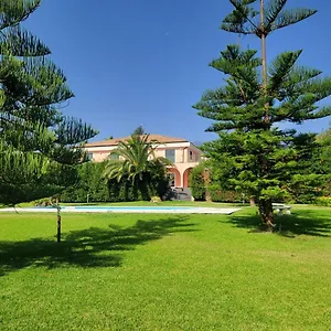 https://appartamenti-in-villa-marianna.sicilyhotelsitaly.net