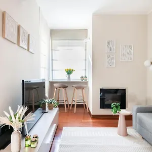 https://fully-furnished-flat-arco-della-pace-by-easylife.italymilanhotels.net